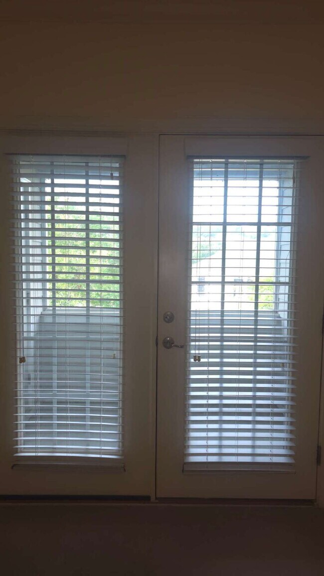 Building Photo - Resort Living. Fort Bragg Close. This is the One.