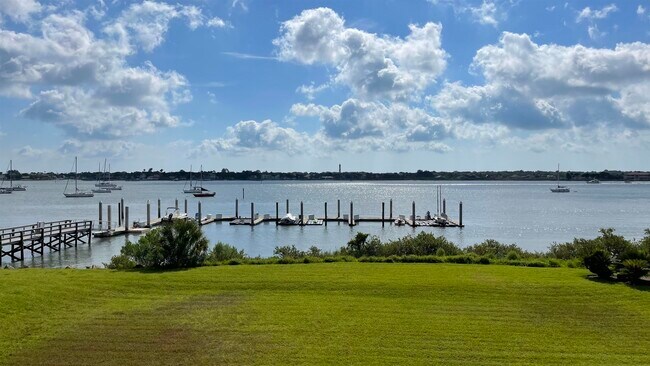 Building Photo - 157 Marine St