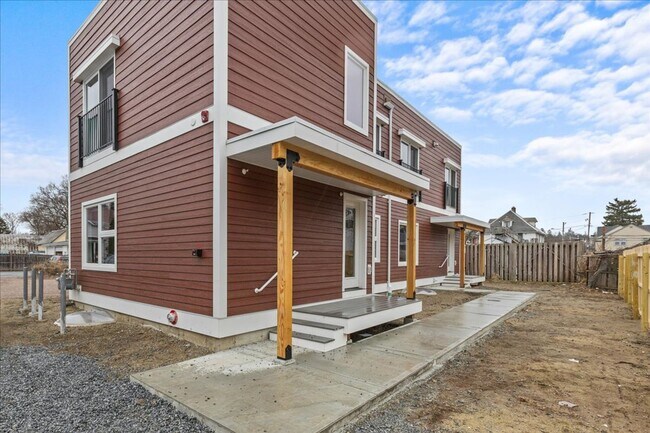 Building Photo - 86-88 North Winooski Ave