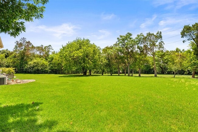Building Photo - 602 Las Lomas Dr