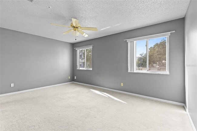 Building Photo - 5273 Tunbridge Wells Ln
