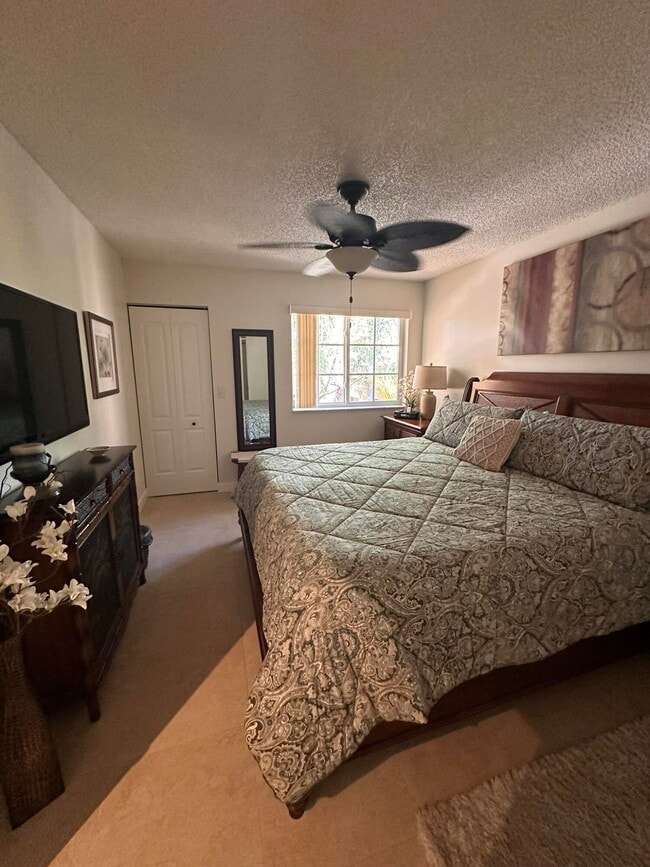 Building Photo - 180 Yacht Club Way