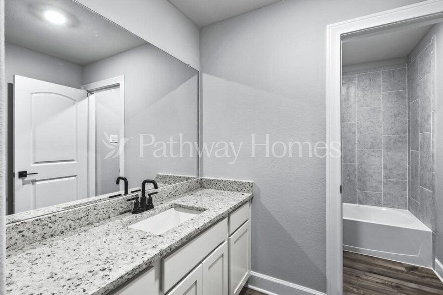 Building Photo - 1033 Sleepy Owl Ln