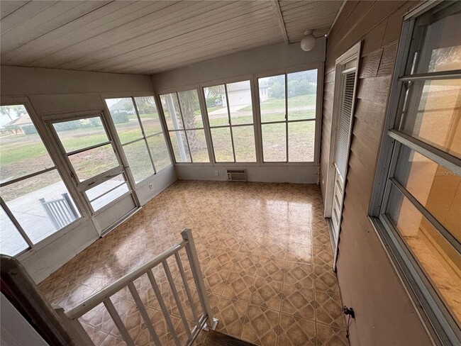 Building Photo - 32641 Lake Eustis Dr