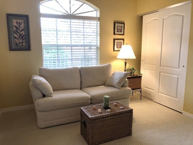 Building Photo - NEW PRICE! Venice, FL 3BR/2BA/1CG Seasonal Rental in Courtyards of Gondola Park