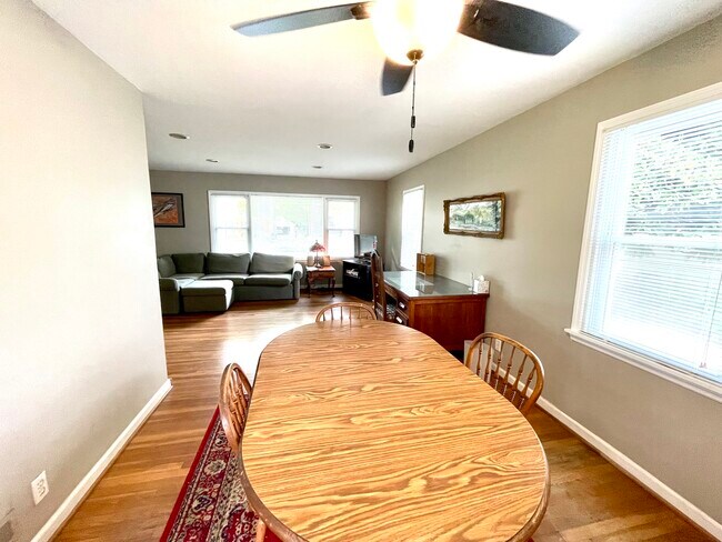 Dining Room to Living Room - 5084 Overbrook Pl