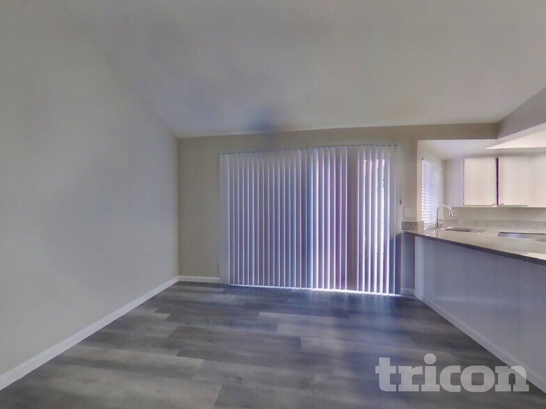 Building Photo - 516 Asbury Ln