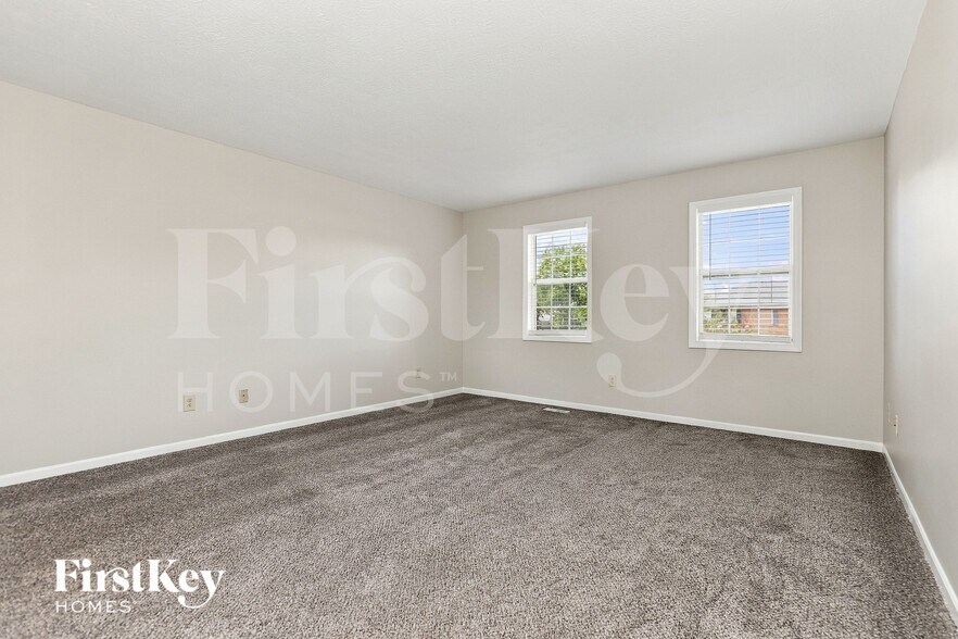 Building Photo - 8147 Autumn Ln