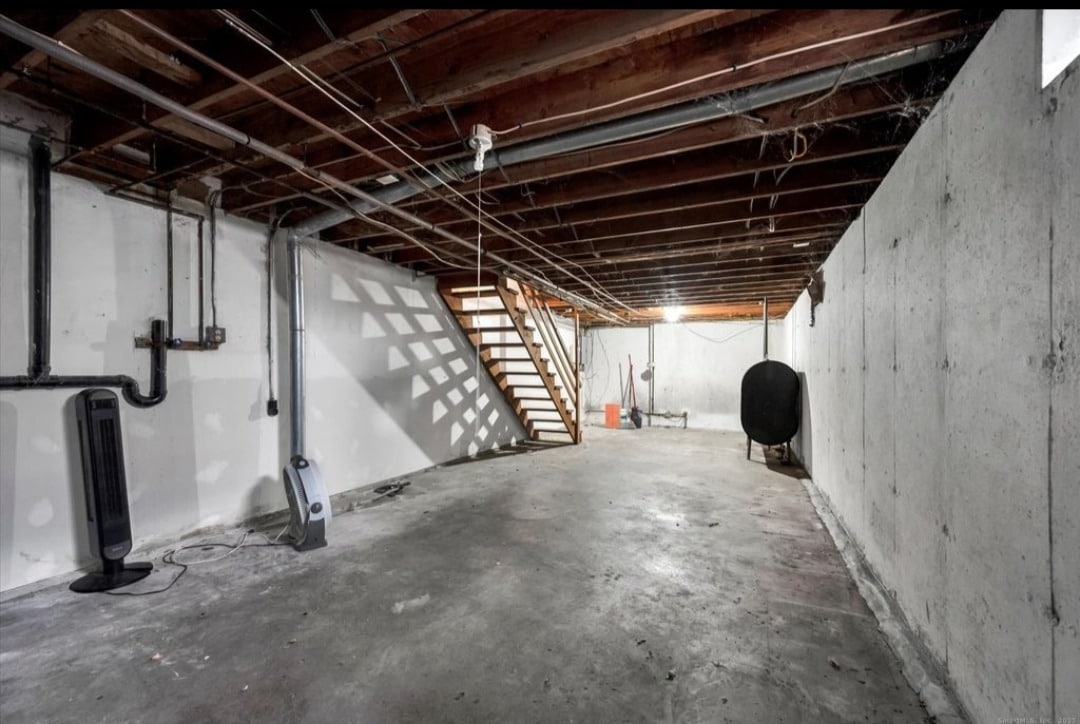 Building Photo - 18 Chalmers St