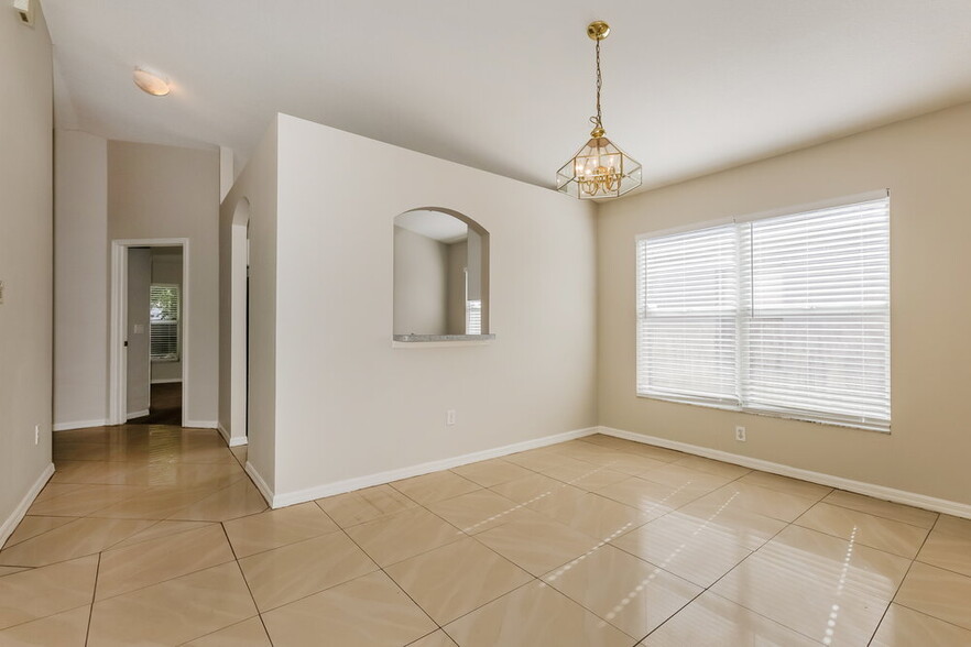 Building Photo - 1022 Harvest Moon Dr
