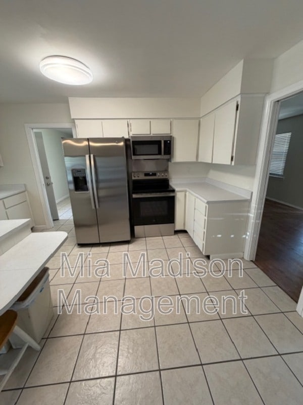 Building Photo - 112 Jacquelyn Dr