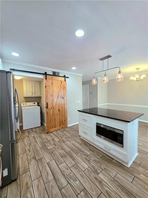 Building Photo - 765 N Parkwood Rd