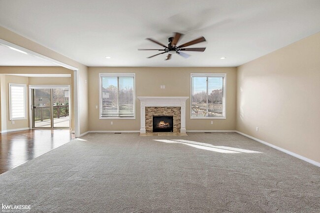 Building Photo - 46267 Terrace Dr