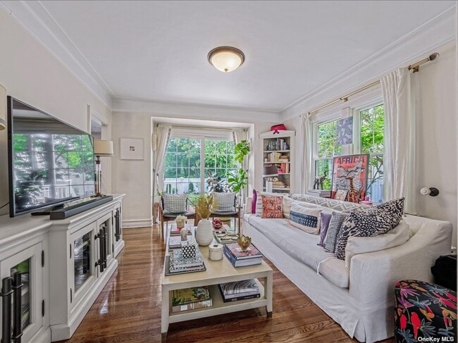 Building Photo - 40 Oakmere Dr