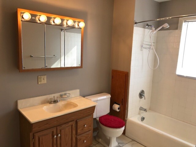 Building Photo - 317 Myrtle Ave