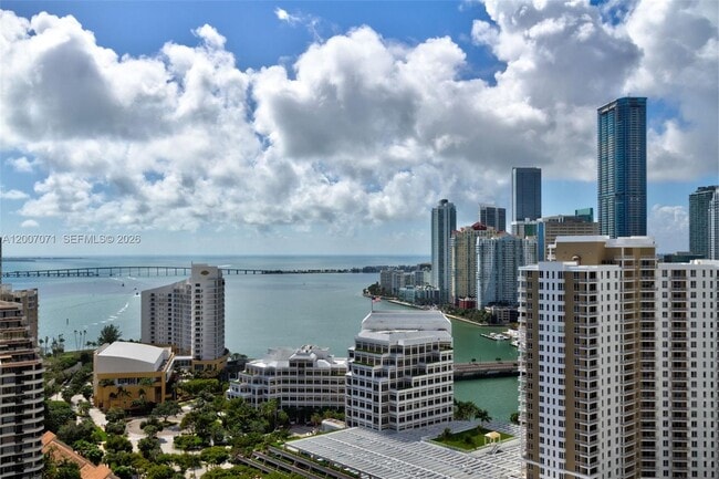 Building Photo - 888 Brickell Key Dr