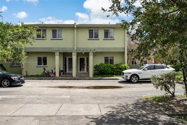 Building Photo - 20437 NW 15th Ave