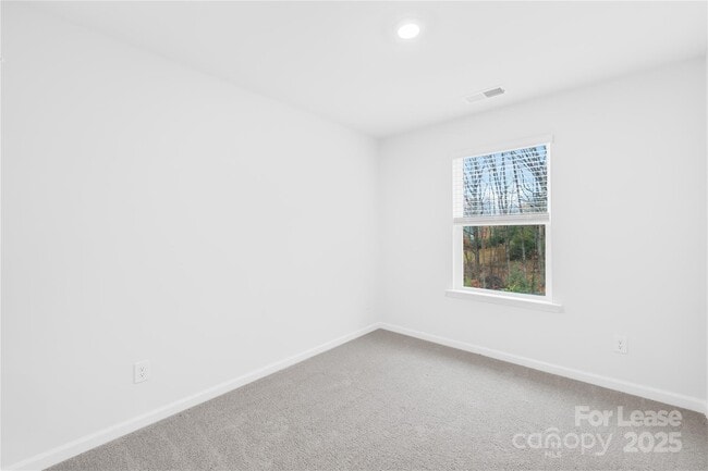 Building Photo - 5912 Faron Wy