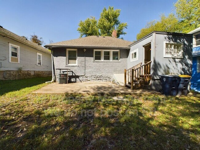 Building Photo - 6931 Agnes Ave