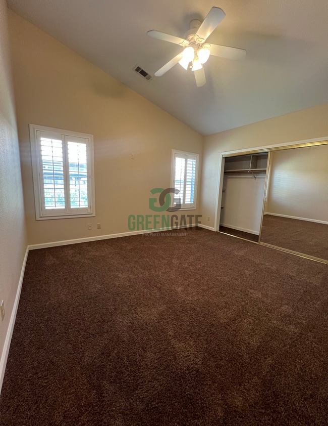 Building Photo - 3901 Setrok Ct