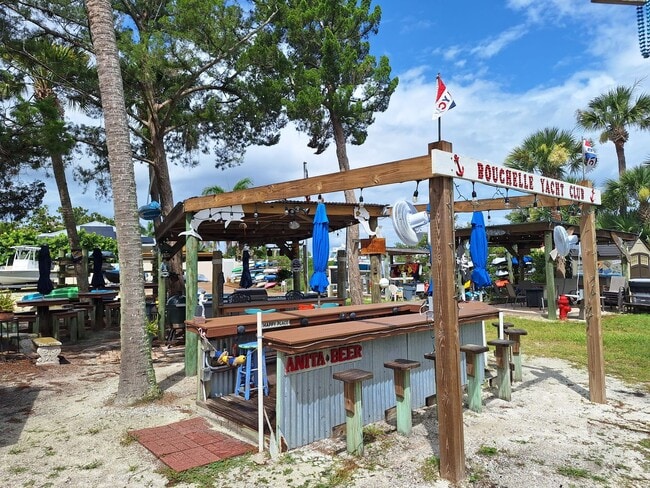 Building Photo - BOUCHELLE ISLAND - RIVER FRONT 2BR 2BA LON...
