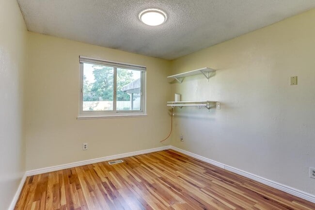 Building Photo - 15054 E Dartmouth Ave