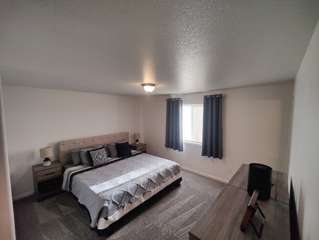 Building Photo - 5310 Arthur Ln