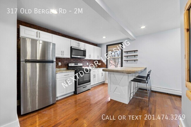 Building Photo - 317 Old Bergen Rd