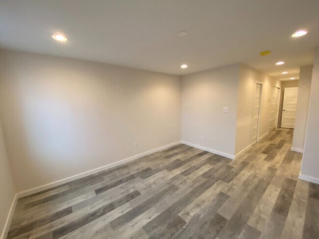 Building Photo - 2609 Almond St