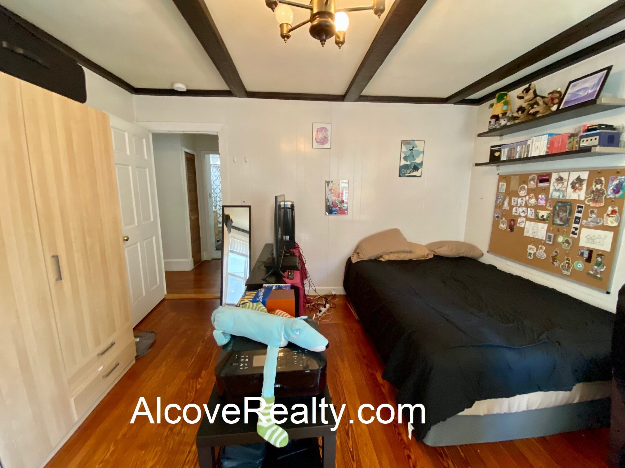 Building Photo - 95 Belmont St