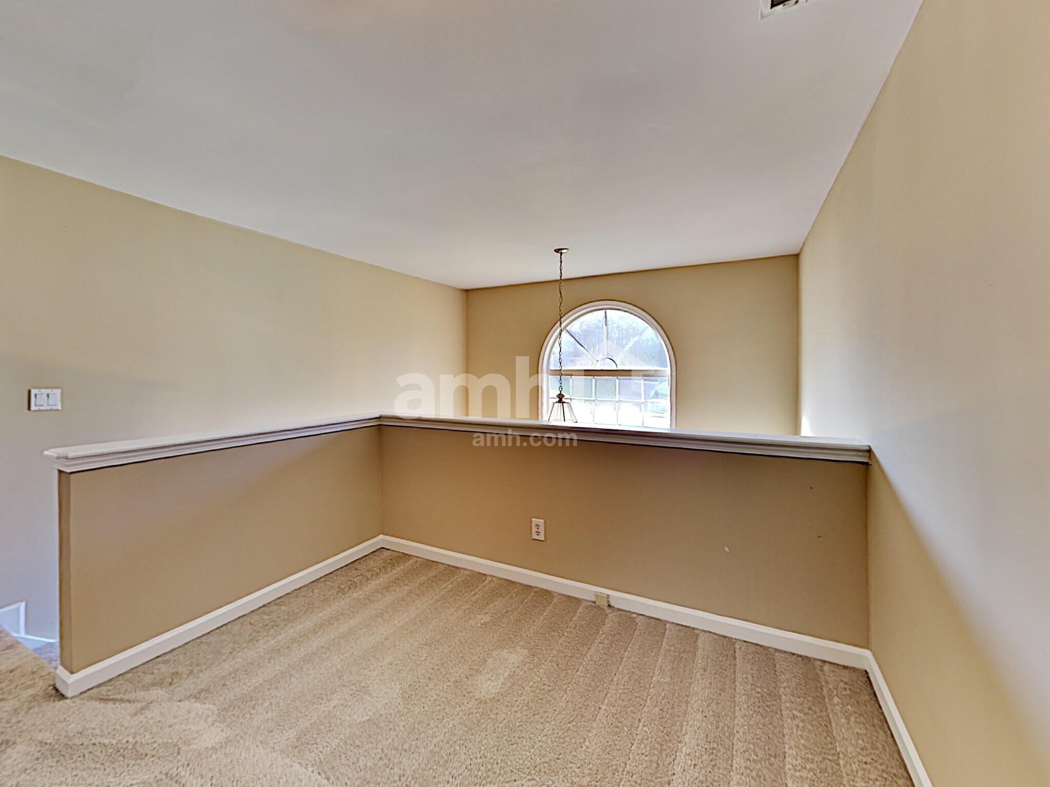 Building Photo - 1852 Clear Springs Ln