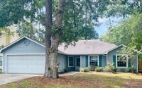 Building Photo - 4/2 with access to Community Amenities