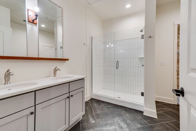 Interior Photo - Smyth Lofts