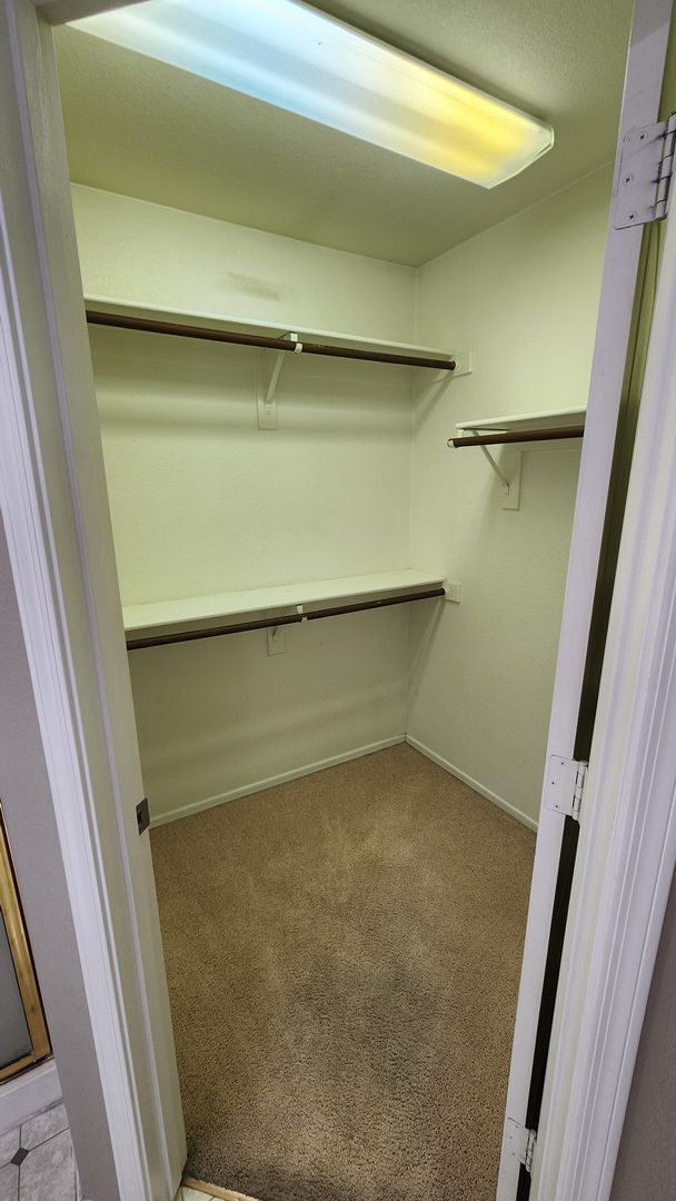 Building Photo - 3 Bedroom + Office Home in the Vineyards Community Near W Germann Rd and S Dobson Rd!