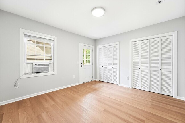 Building Photo - 605 Bergenline Ave