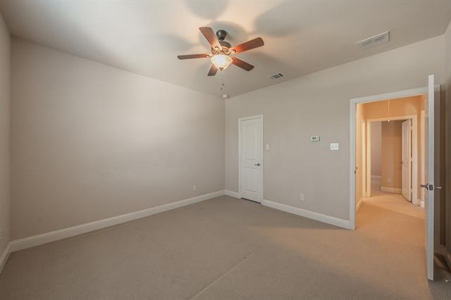 Building Photo - 15505 Bluffdale Dr