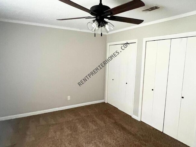 Building Photo - 508 Westfield Dr