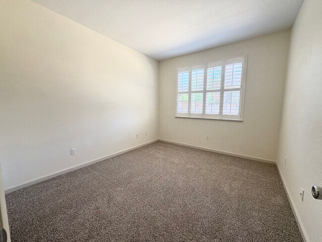Building Photo - 5454 Gold Creek Cir