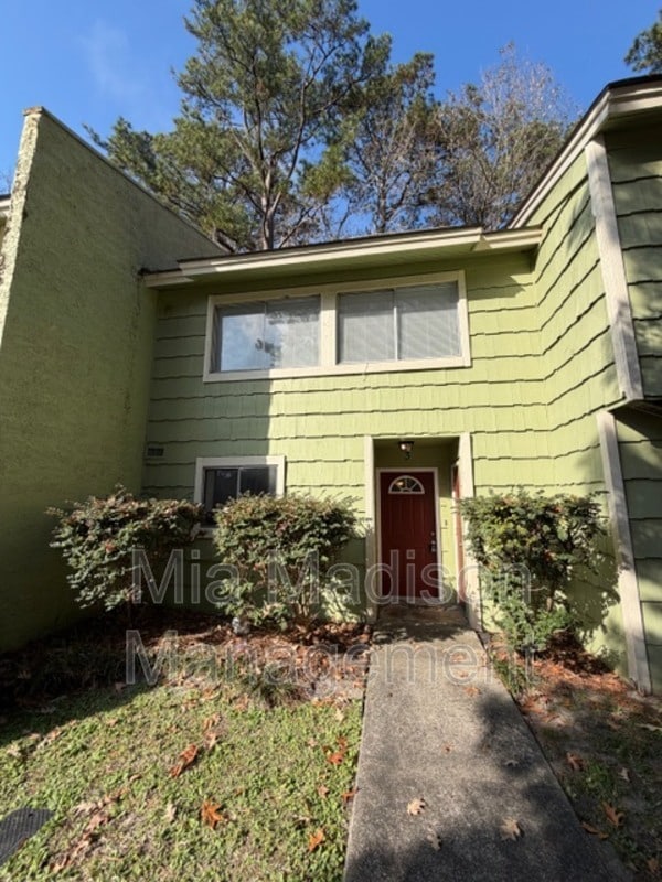 Building Photo - 527 Tibet Ave