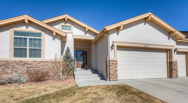 Building Photo - Beautiful Ranch Home in D20 w/ 4 car garage