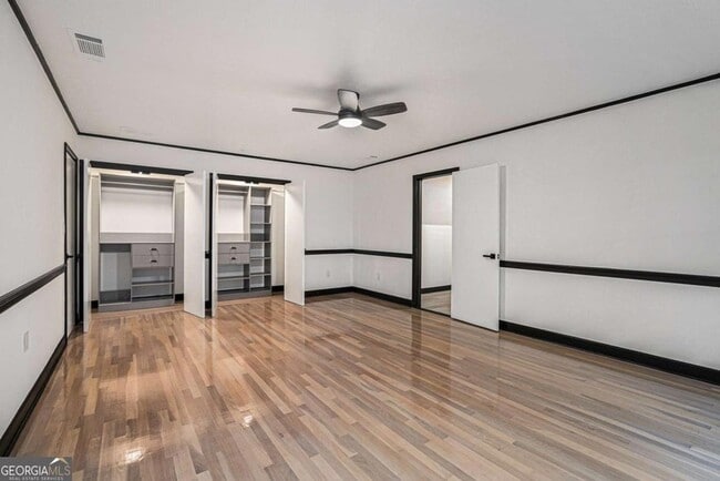 Building Photo - 788 Sherwood Rd N W