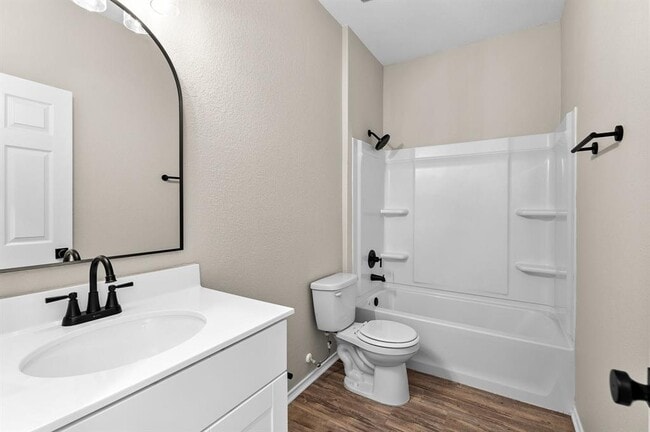 Building Photo - 508 Crane Crest Dr