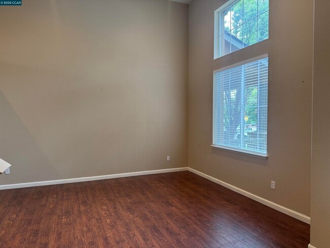Building Photo - 2728 Ashwell Ln