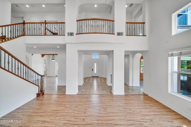 Building Photo - 765 Coral Ridge Ct