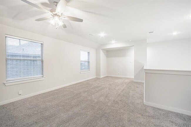 Building Photo - 27028 Hidden Rock Ct