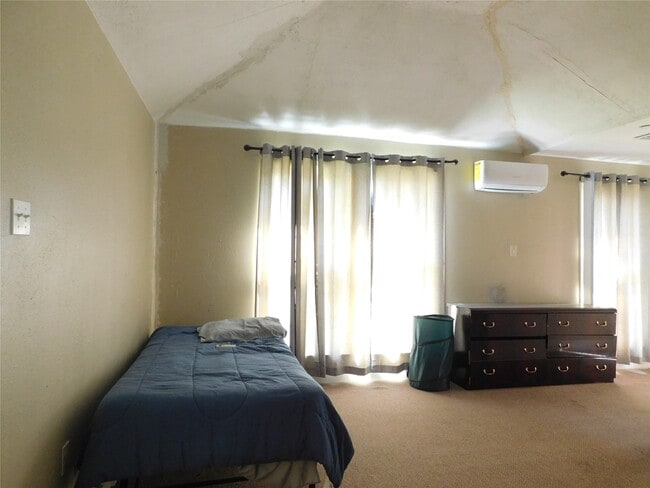 Building Photo - 13203 US-59