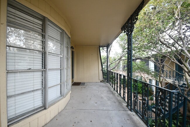 Building Photo - 800 Post Oak Blvd