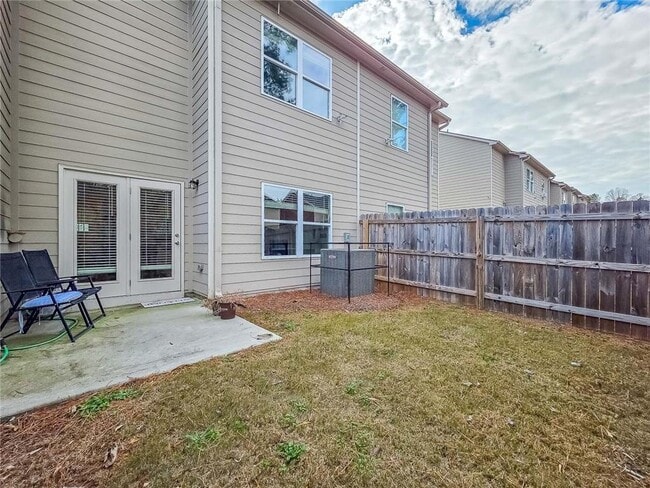 Building Photo - 5786 Calle Vis Dr