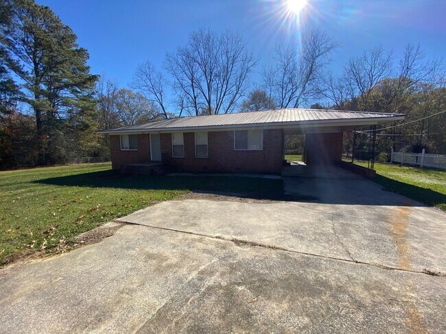 Building Photo - 4029 Stone Dr