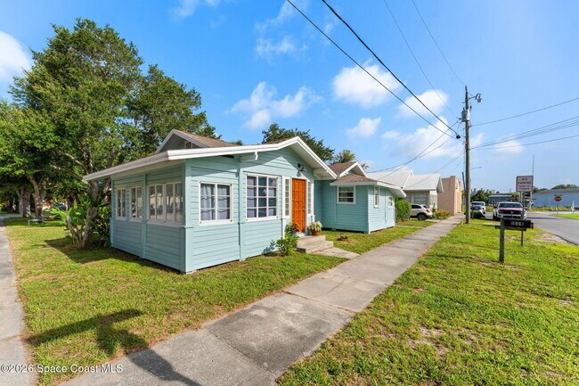 Building Photo - 1804 Tangerine St